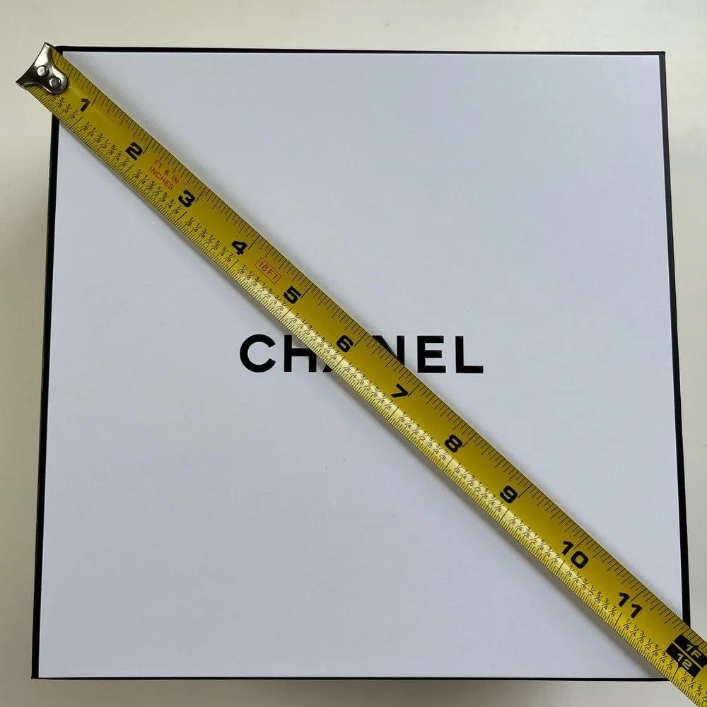 NEW Chanel Gift Box in Black & White for Handbags or Sunglasses and Jewelry - Picture 9 of 17